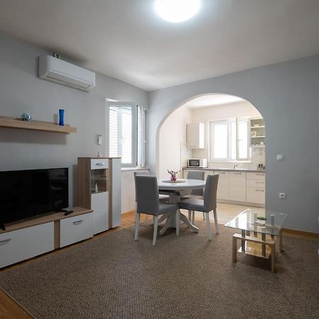 Modern Apartment Edda - Quiet Area - Close To Old Town And Beaches Задар Экстерьер фото