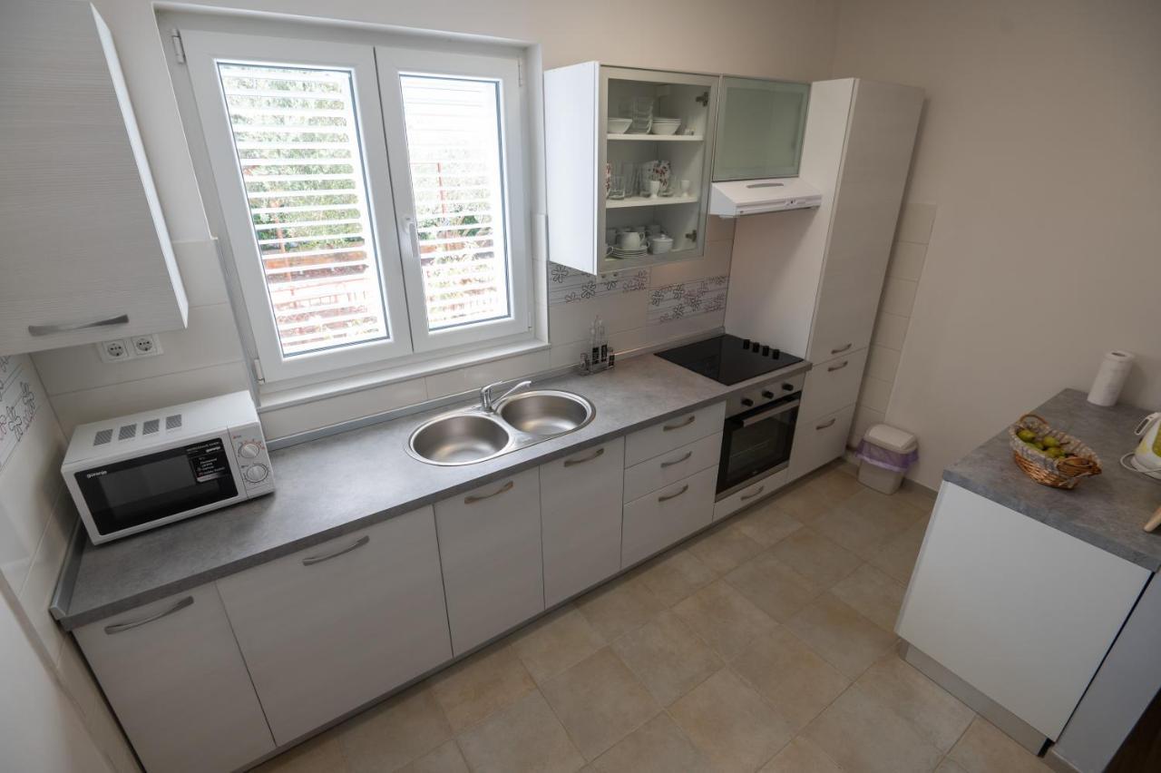 Modern Apartment Edda - Quiet Area - Close To Old Town And Beaches Задар Экстерьер фото